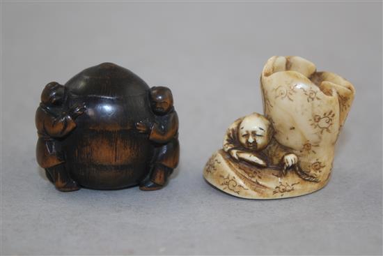 Eight Japanese ivory netsuke and four other items, late 19th / early 20th century,